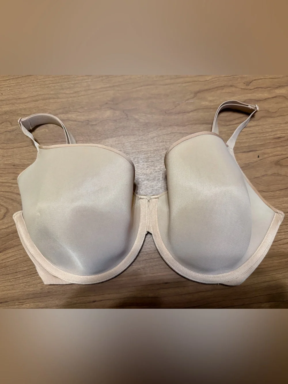 Skims Everyday Seamless Nude T-Shirt Bra with Light Padding 38dd soft comfy - Picture 1 of 5